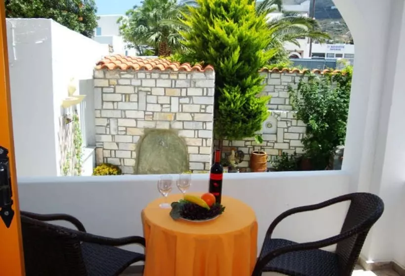 酒店 Vassiliki Rooms