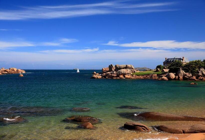 Aamiaismajoitus (B&B) Aux Arbres Chanteurs