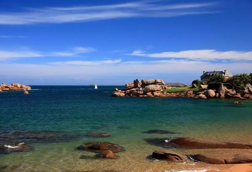 ベッドアンドブレックファースト Aux Arbres Chanteurs