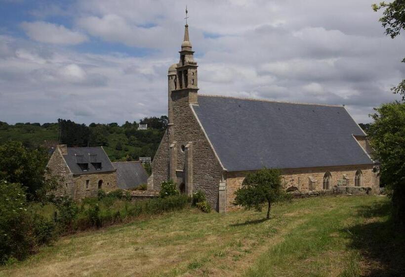 Aamiaismajoitus (B&B) Aux Arbres Chanteurs