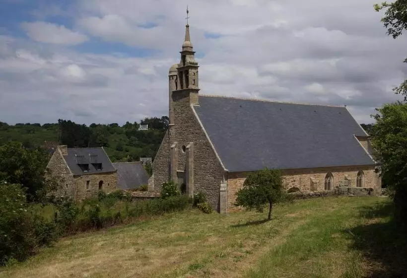 ベッドアンドブレックファースト Aux Arbres Chanteurs