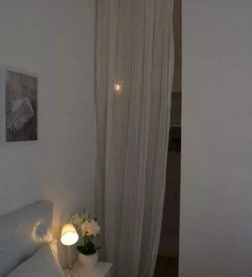 Aamiaismajoitus (B&B) Chambre D Hôtes De Charme Merbleuesoleil