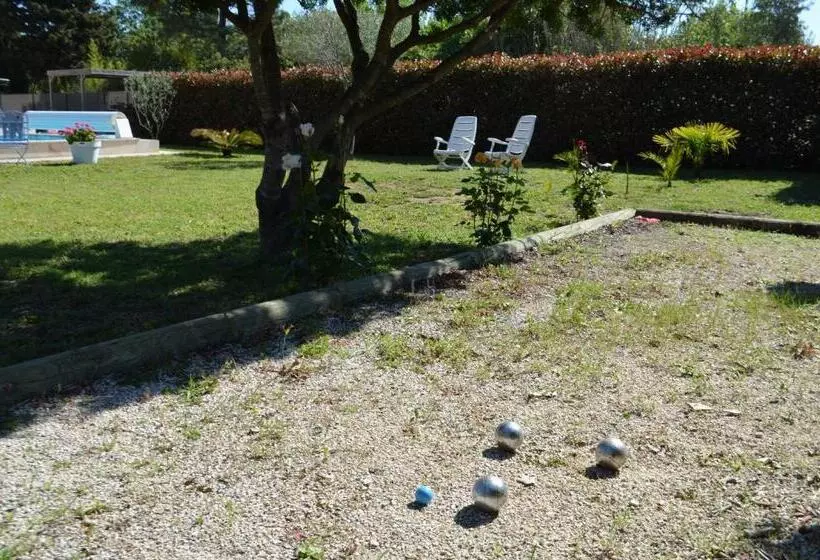 Aamiaismajoitus (B&B) Chambre D Hôtes De Charme Merbleuesoleil