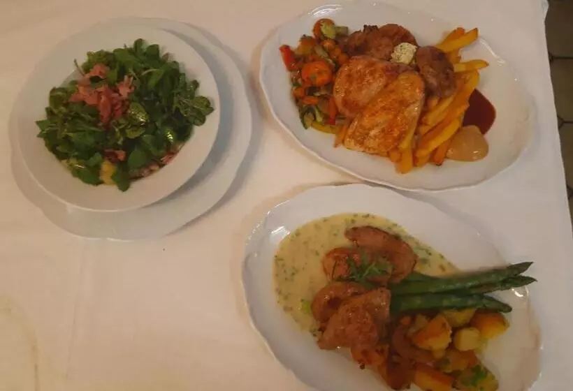 ホテル Gasthof Jauk Hartner