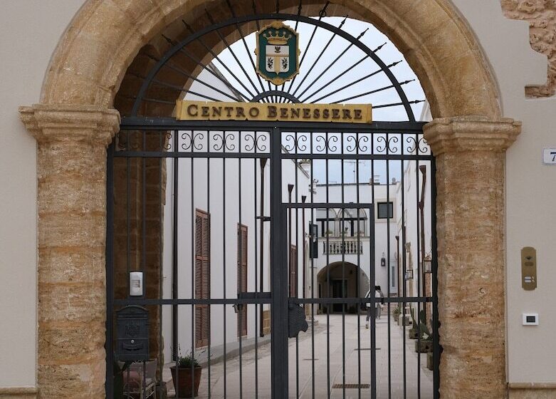 Plazacarrisi Hotel & Spa