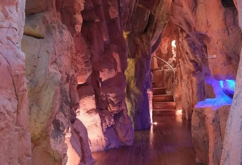 Plazacarrisi Hotel & Spa