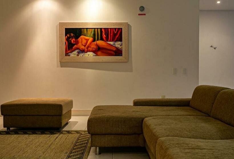 Nantai Premium Motel