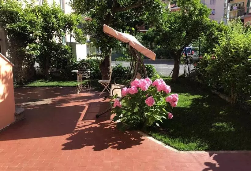ペンション Casa Luigias Mtb In Finalborgo