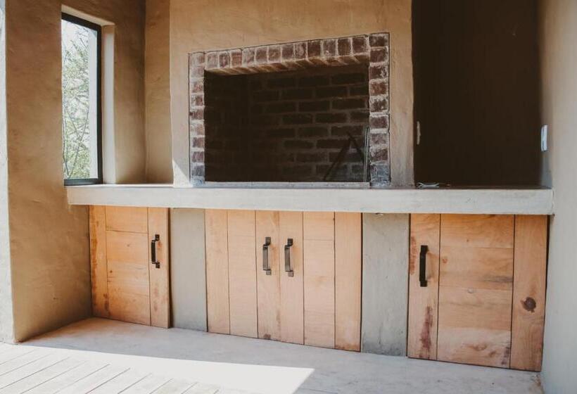 بنسيون De Uijlenes