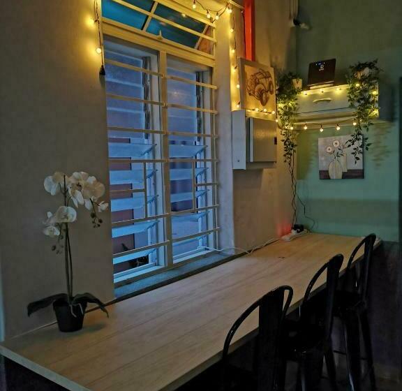 פנסיון G Fortune Guest House Victoria Green