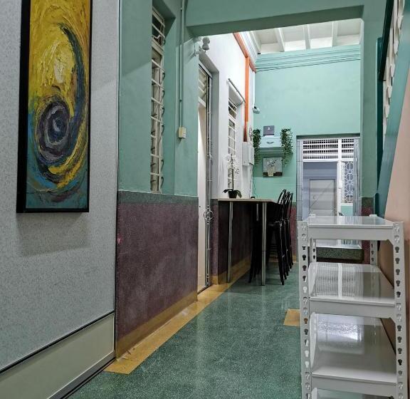 פנסיון G Fortune Guest House Victoria Green