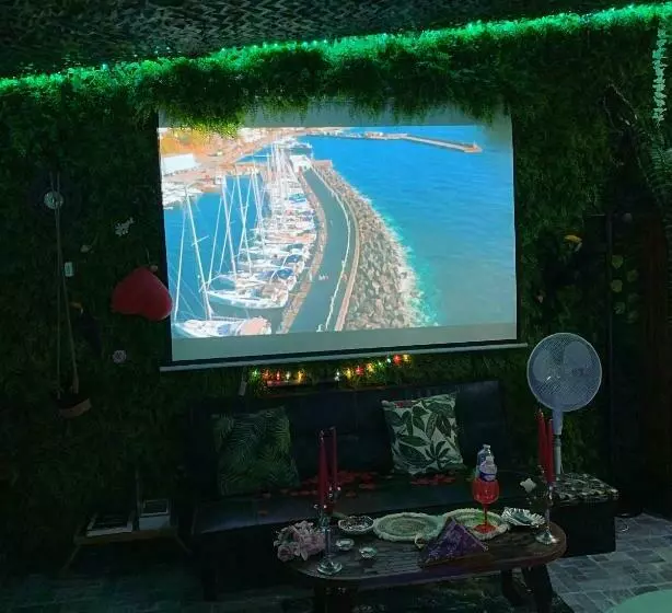 ペンション Jungle Vibes   Jacuzzi   Sauna