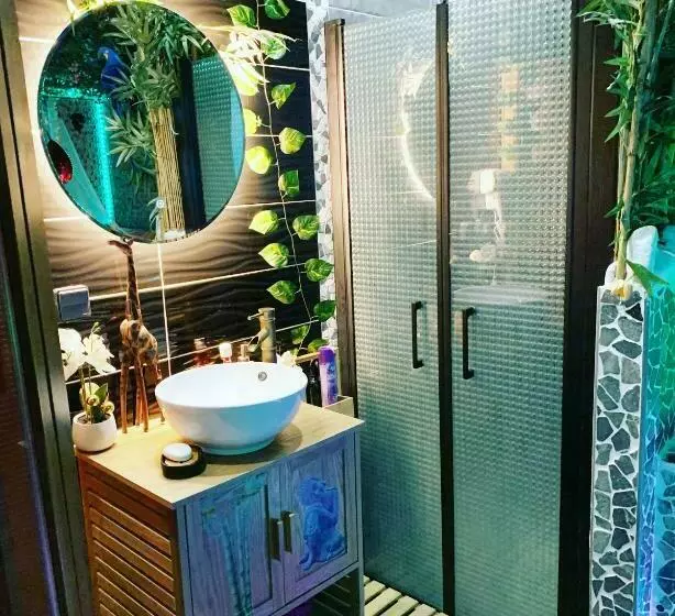 ペンション Jungle Vibes   Jacuzzi   Sauna