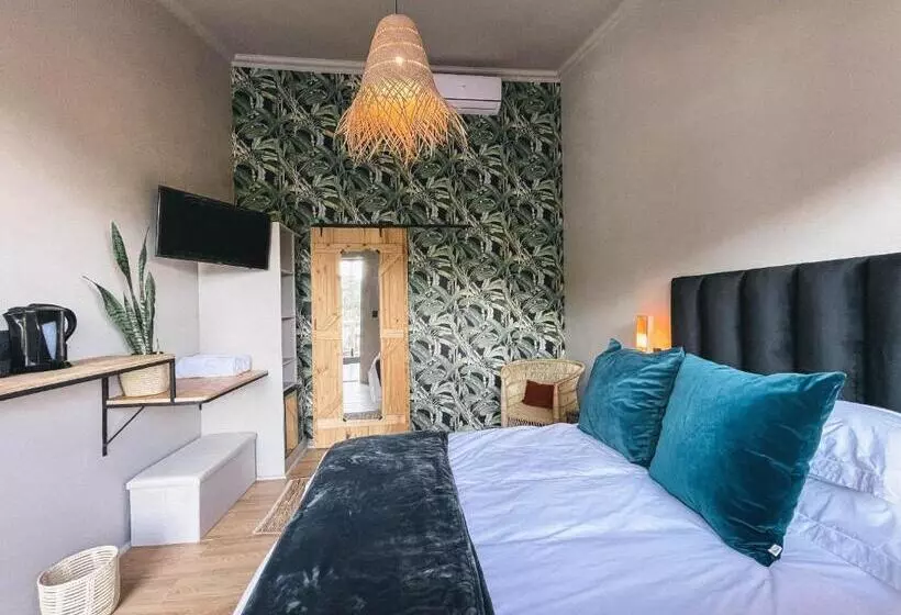 Majatalo Le Bezz Guesthouse