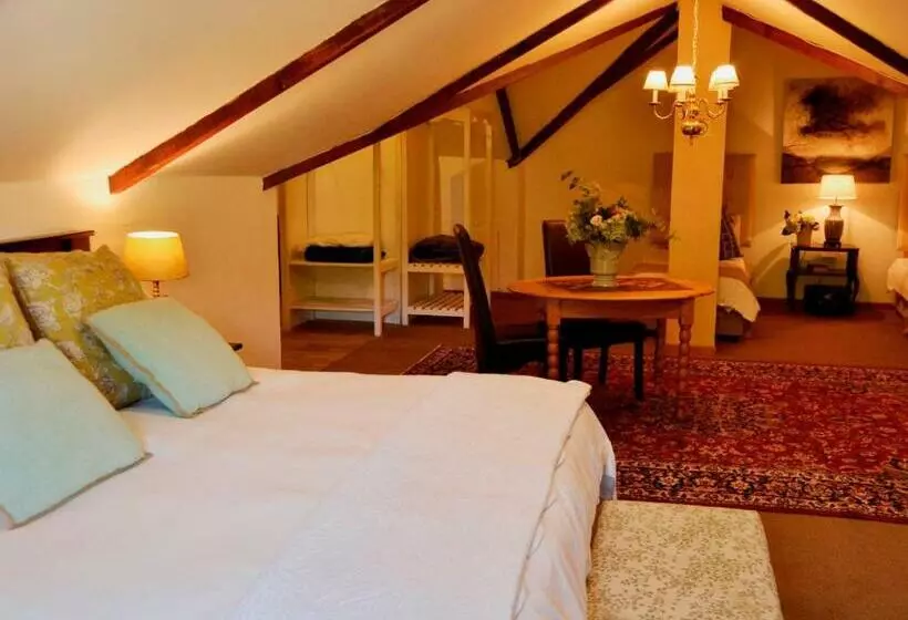 ペンション Rendezvous Guesthouse