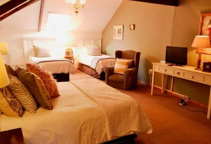 ペンション Rendezvous Guesthouse