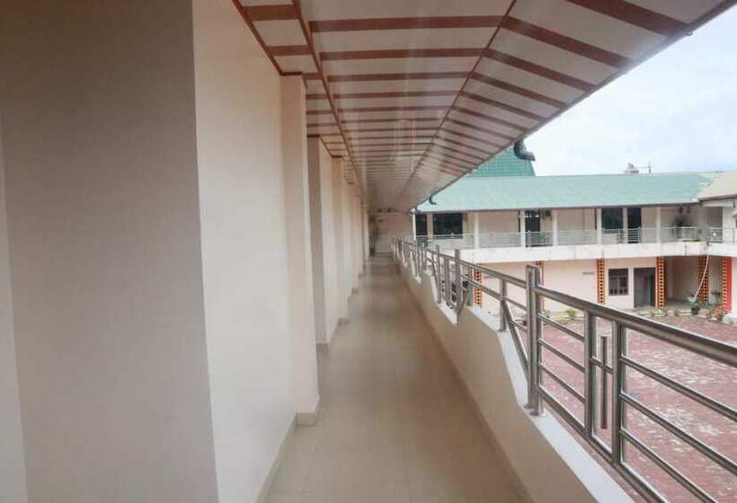 Tundreheni Hill Hotel And Restaurant