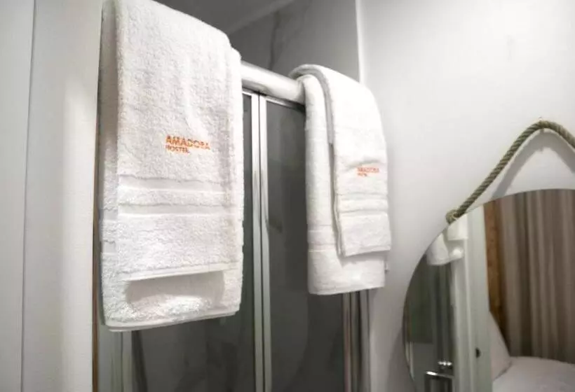 Amadora Boutique Hostel
