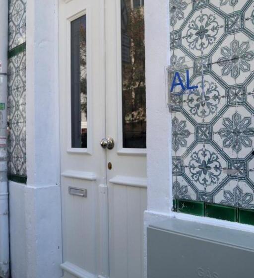 Amadora Boutique Hostel