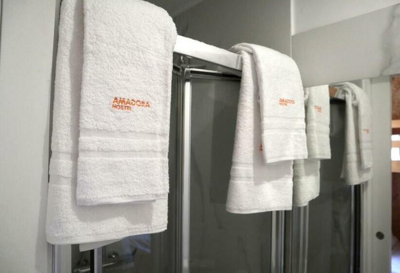 Amadora Boutique Hostel