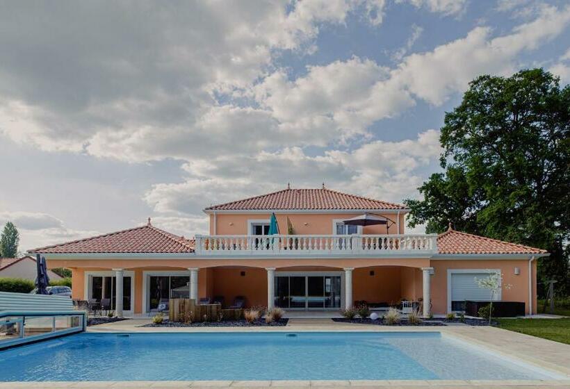 Bed and Breakfast Villa Des Chenes