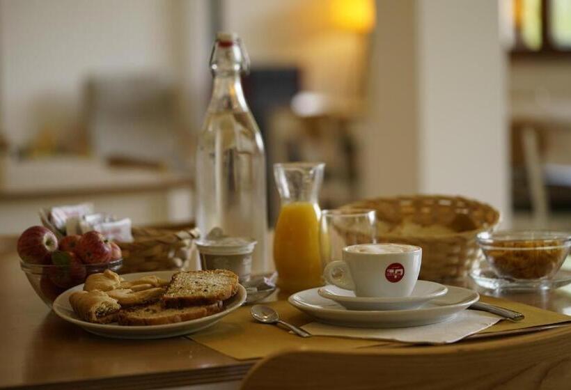 בית מלון כפרי Dimore Montane