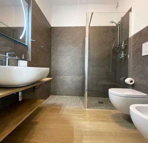 پانسیون Barirooms   Carulli Suites