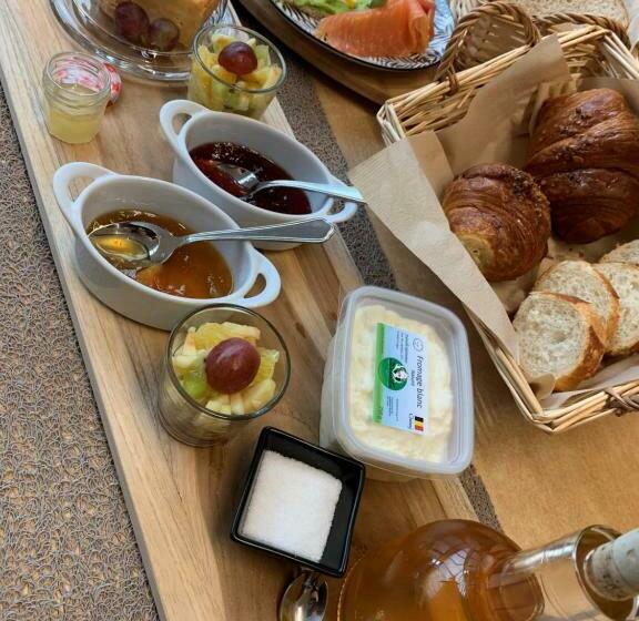 민박 Au Petit Nid Froissart