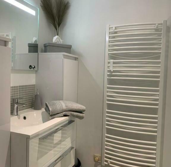 민박 Au Petit Nid Froissart