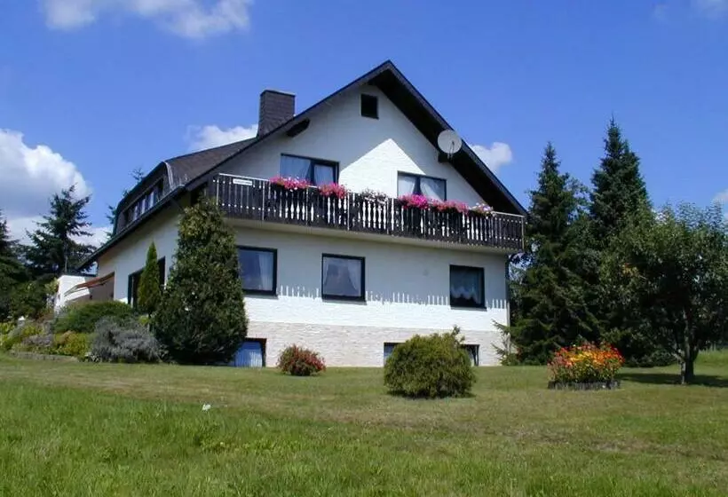 تختخواب و صبحانه Haus   Pantenburg