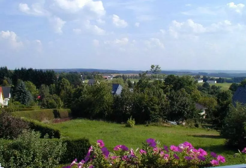 تختخواب و صبحانه Haus   Pantenburg