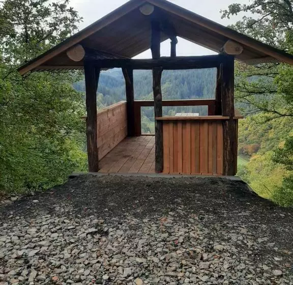 تختخواب و صبحانه Haus   Pantenburg