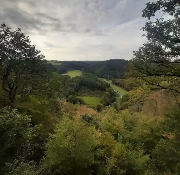 تختخواب و صبحانه Haus   Pantenburg