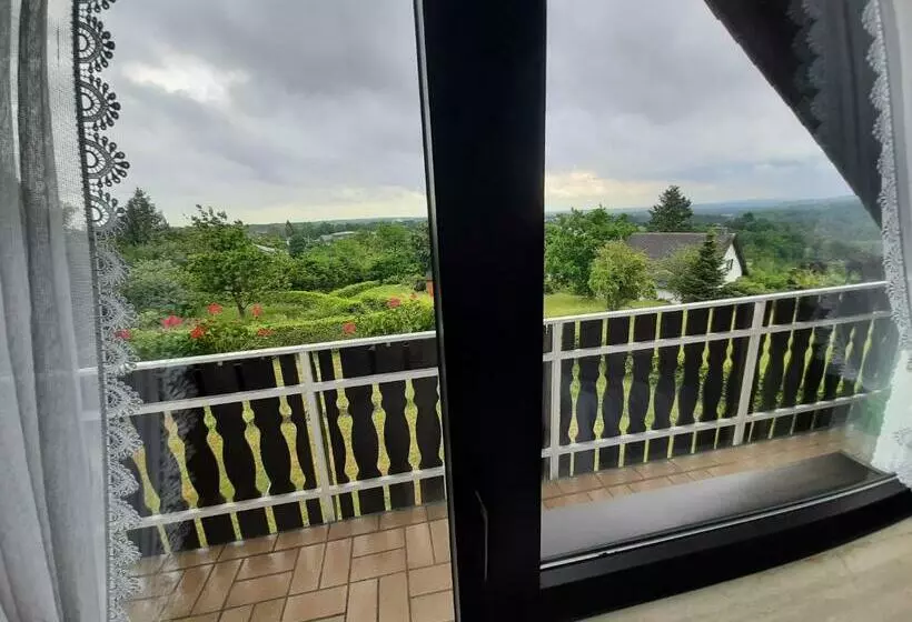 تختخواب و صبحانه Haus   Pantenburg