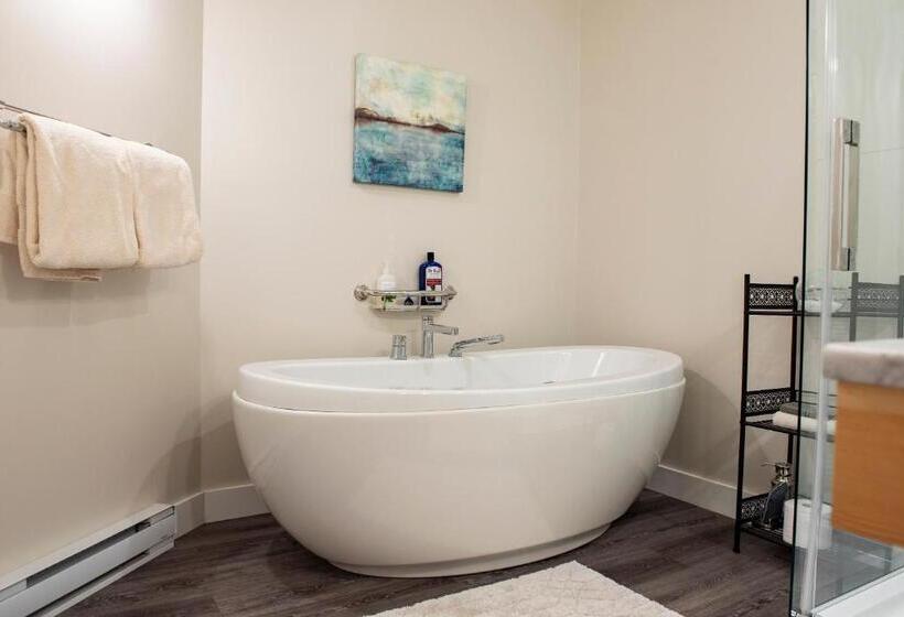 تختخواب و صبحانه Maple Rise Guesthouse