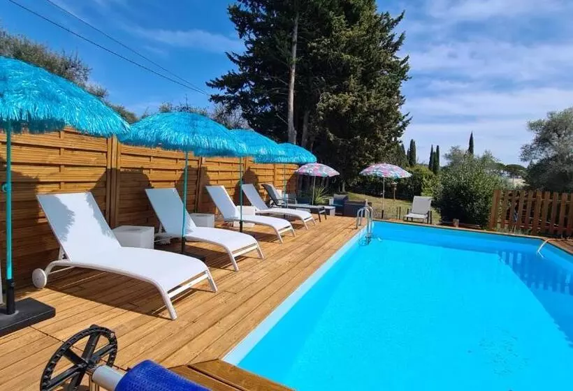 ベッドアンドブレックファースト Mas Orféo