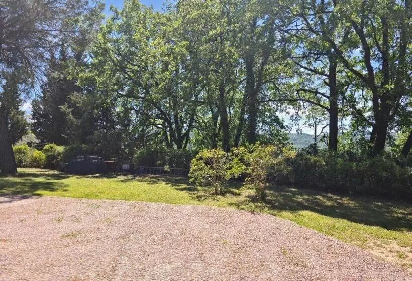 ベッドアンドブレックファースト Mas Orféo