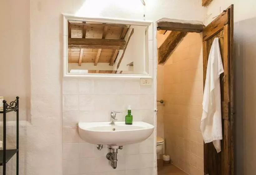 ホテル Agriturismo Corte Galvagnina