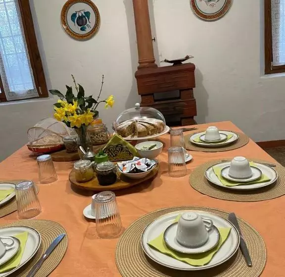 ホテル Agriturismo Corte Galvagnina