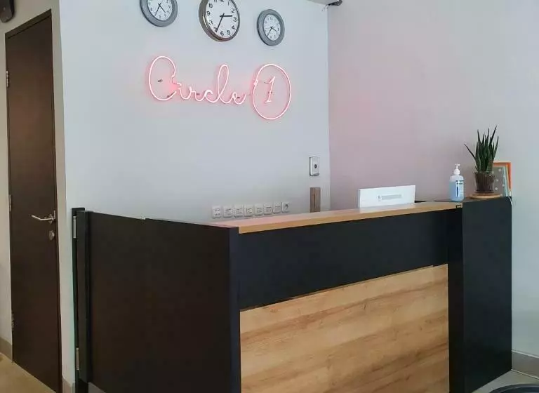 Hotel Circle One