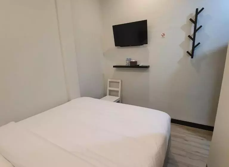 Hotel Circle One