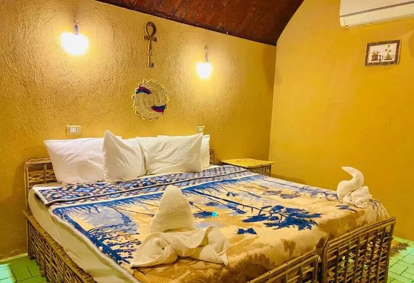 هتل Kabara Nubian House
