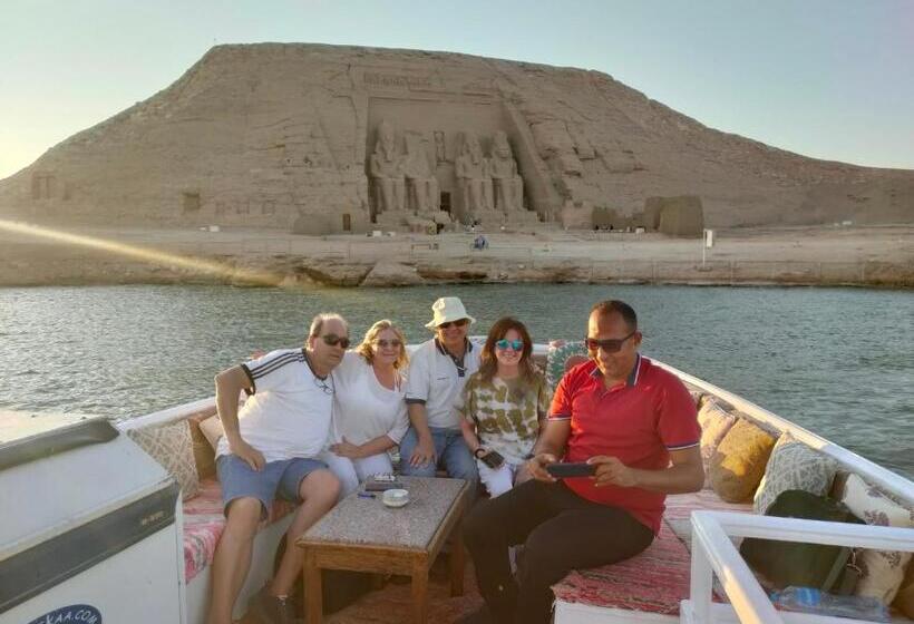 هتل Kabara Nubian House