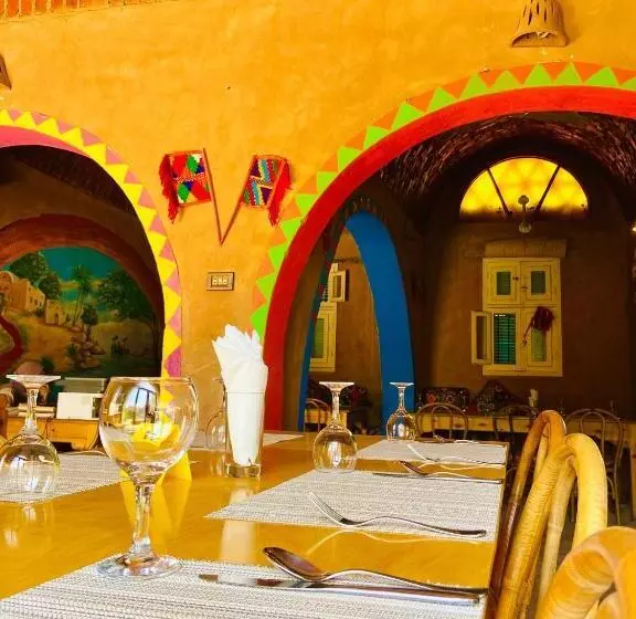 هتل Kabara Nubian House