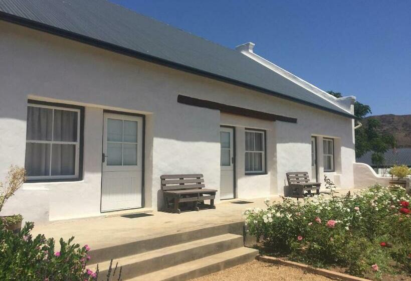 פנסיון Sempurna Estate