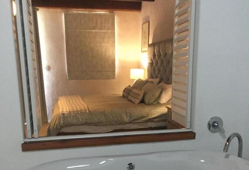 פנסיון Sempurna Estate