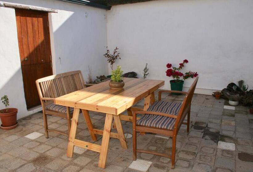 פנסיון Sempurna Estate