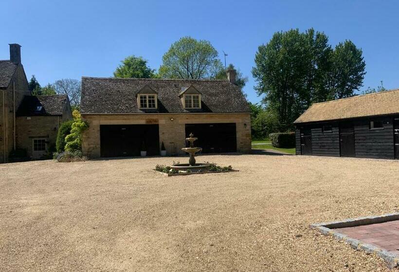 ペンション Stable Lodge At Bledington Mill