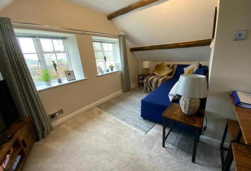 ペンション Stable Lodge At Bledington Mill