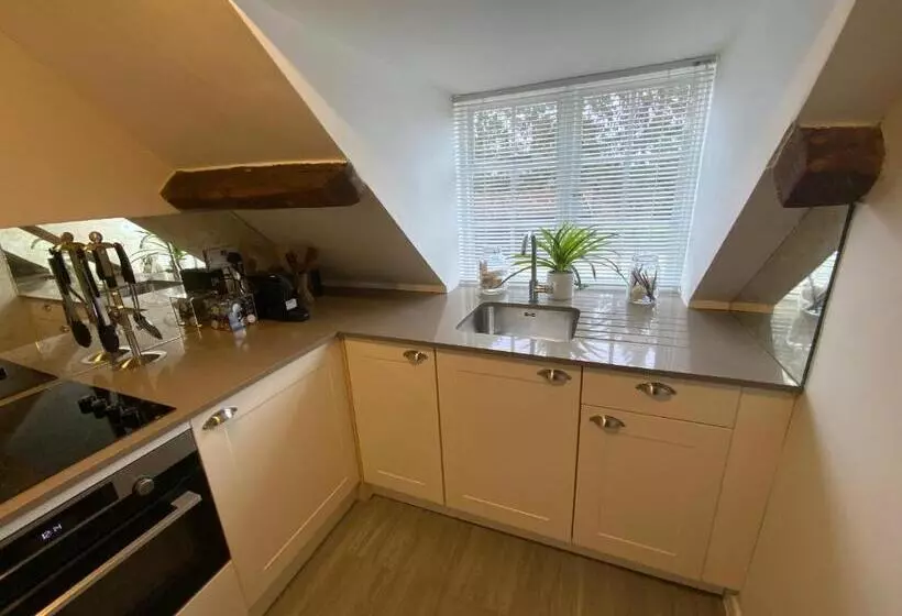 Majatalo Stable Lodge At Bledington Mill